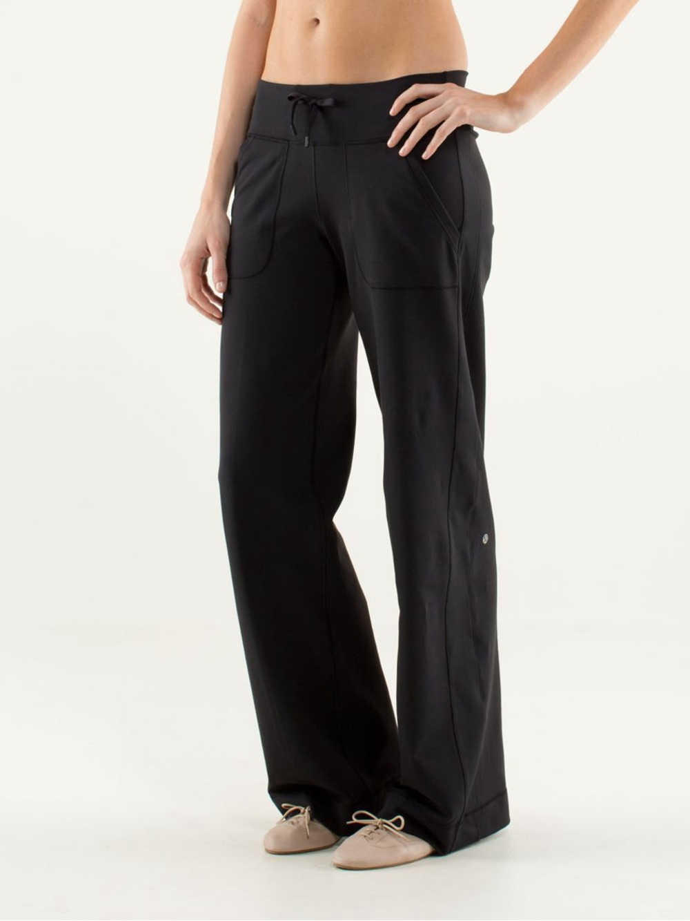 Lululemon 4 black still grounded pant wide leg pockets Luon yoga casual lounge